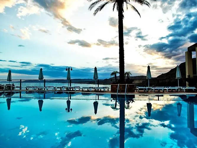 Pefkos Blue Aparthotel