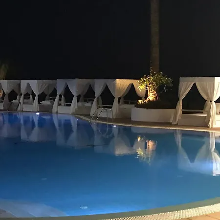 Lägenhetshotell Pefkos Blue