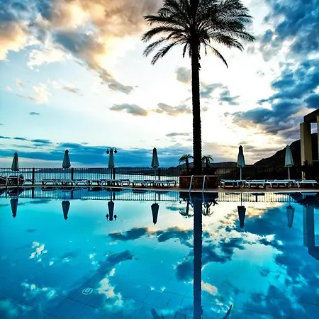 Pefkos Blue Apartahotel
