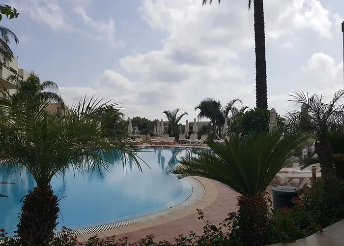 Pefkos Blue Aparthotel