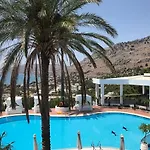 Apartahotel Pefkos Blue Pefki