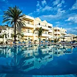 Apartahotel Pefkos Blue